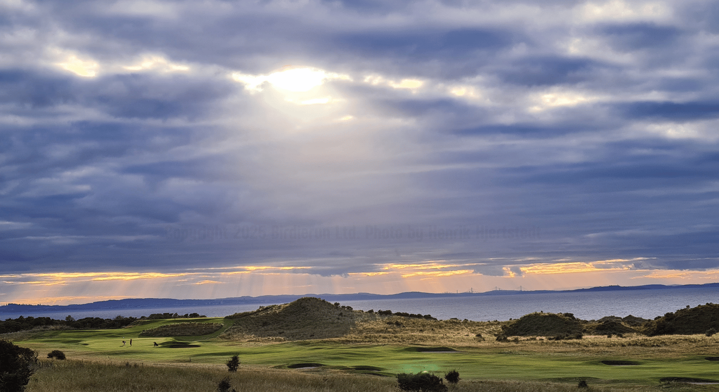 Gullane golf course overlooking the Firth of Forth
